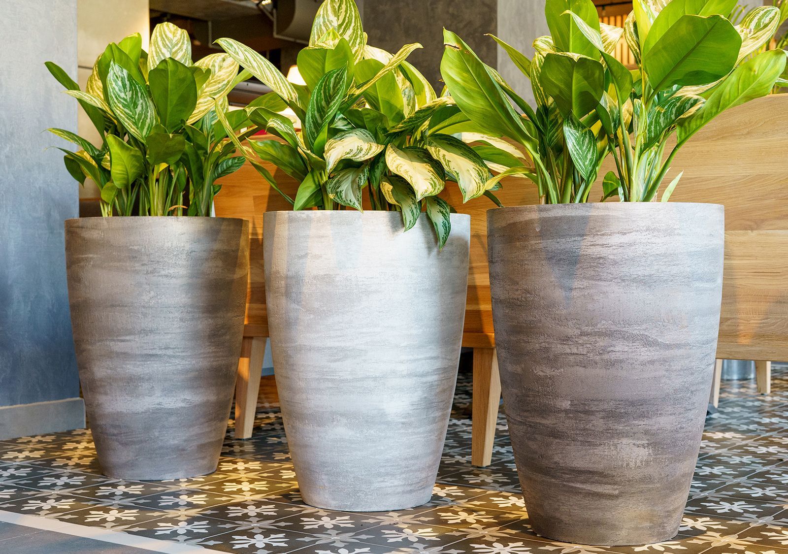 Conus concrete light grey