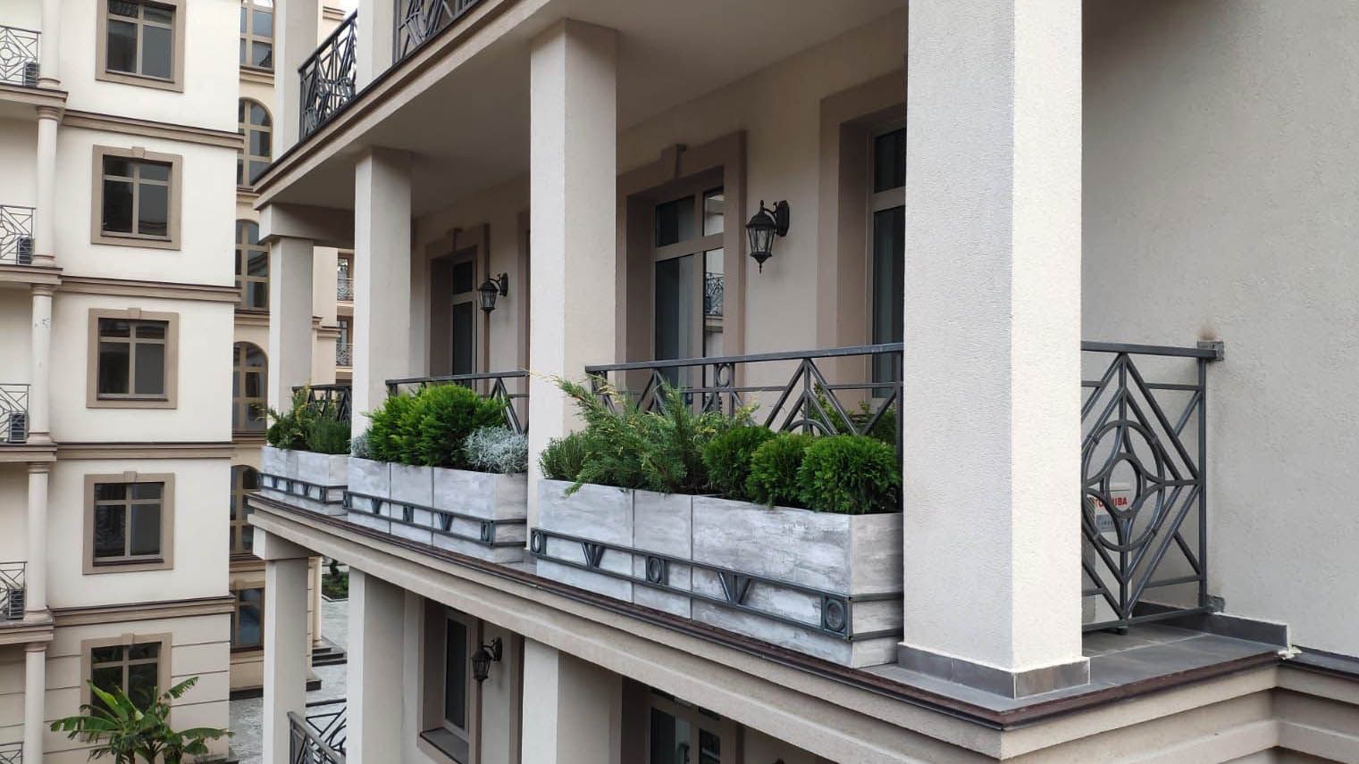 Divider concrete light grey